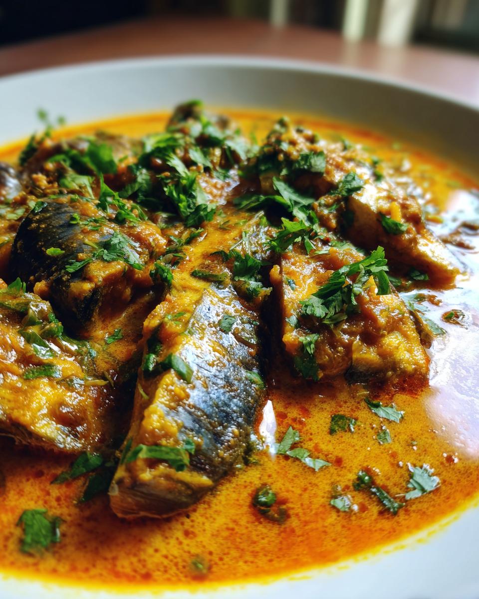 Mackerel Curry - detail 2