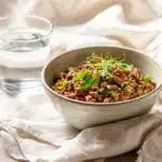 Rinderhackfleisch mit Honig (in deutscher Sprache)